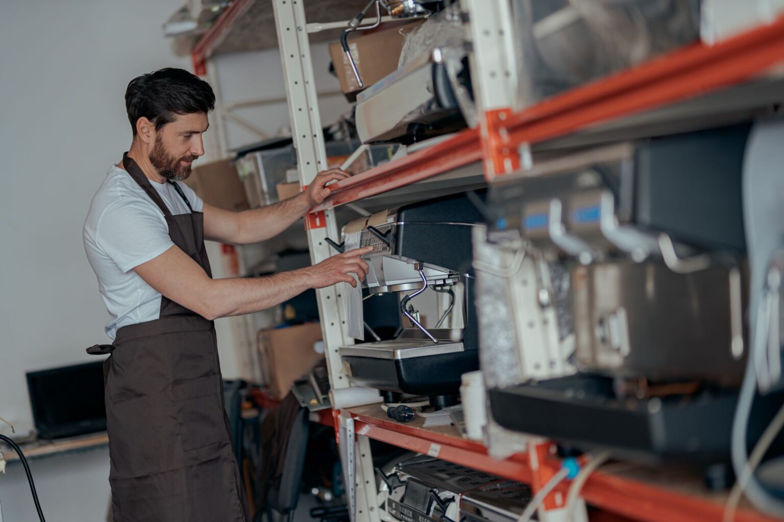 Small Business with Equipment Leasing: A Guide